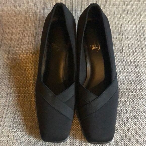 Like NEW! Black LifeStride  6 1/2 Heels - Picture 1 of 4